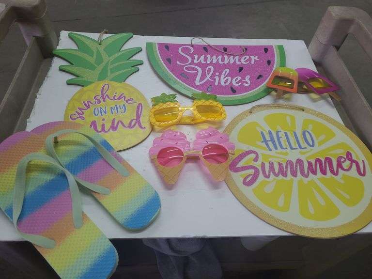 Box Of Summer Decor