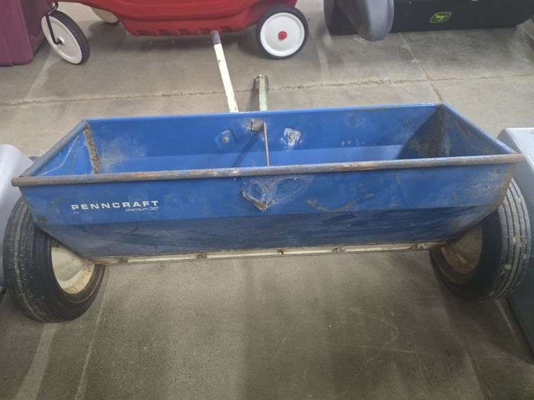 Penncraft Premium 30" Pull Behind Spreader