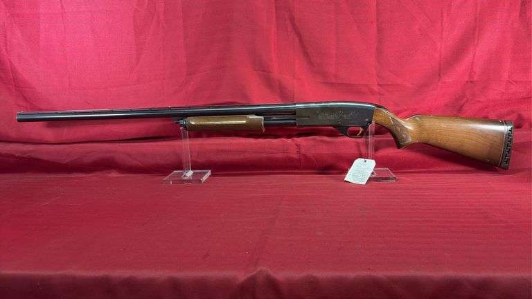 Hiawatha/Savage Arms 567 12 Ga Shotgun