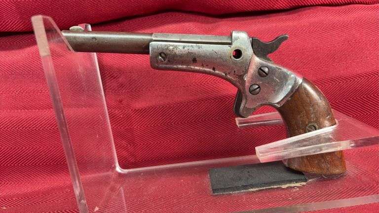 J Stevens Arms Co 41 Tip-Up Derringer 22 Cal Pistol