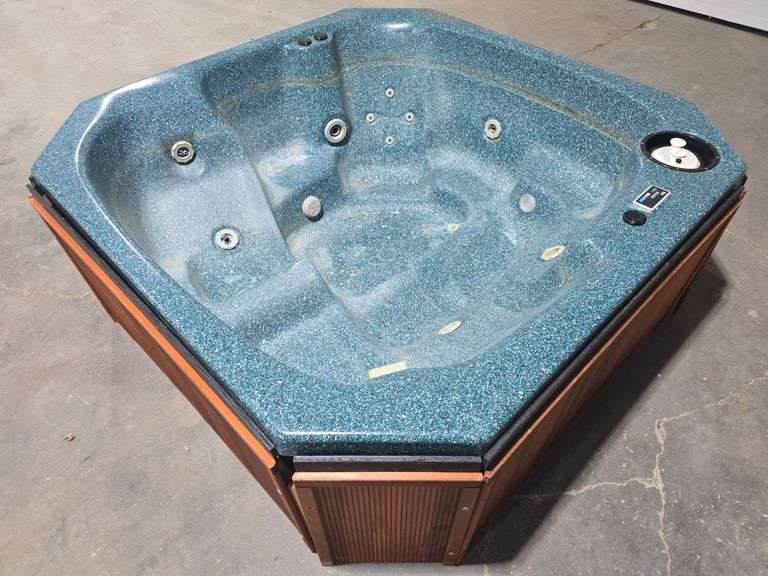 Baja Sportub 78" Square Hot-Tub/Spa w/ Cover