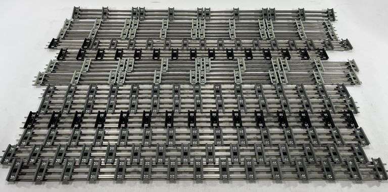 (13) O Scale Railroad Tracks