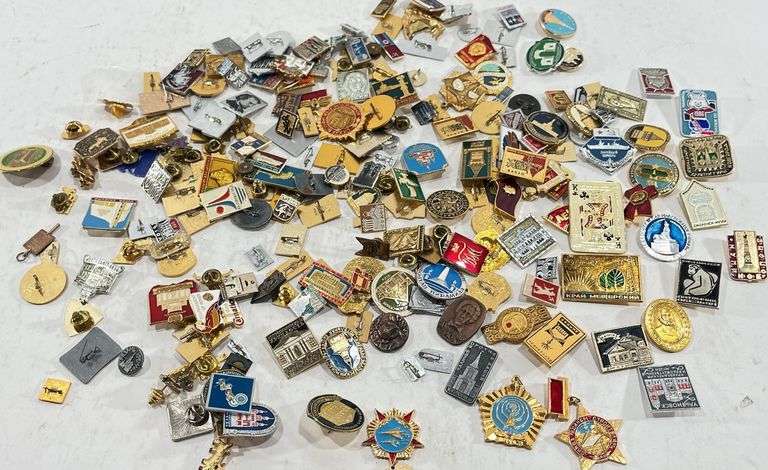 Collection of VTG Pins & Buttons
