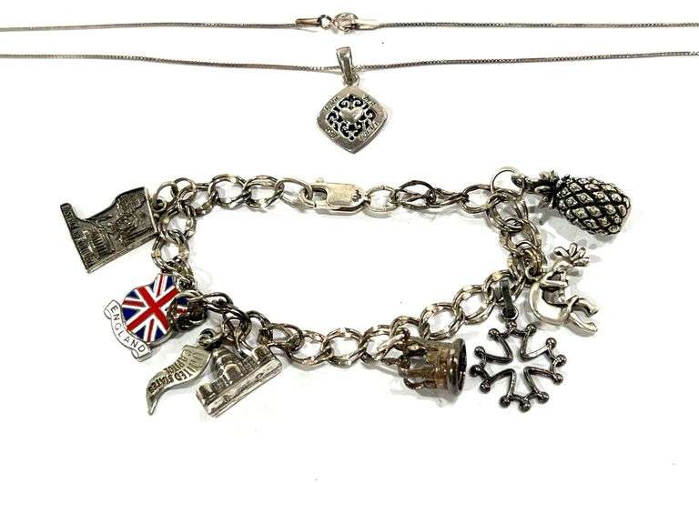 30.8 Grams Sterling Silver Necklaces & Charm Bracelet