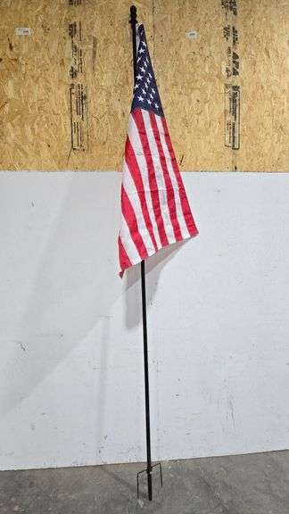 9Ft. Metal Flagpole w/ American Flag