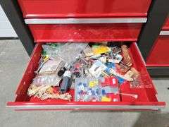 Craftsman 9-Drawer Work Bench & Contents