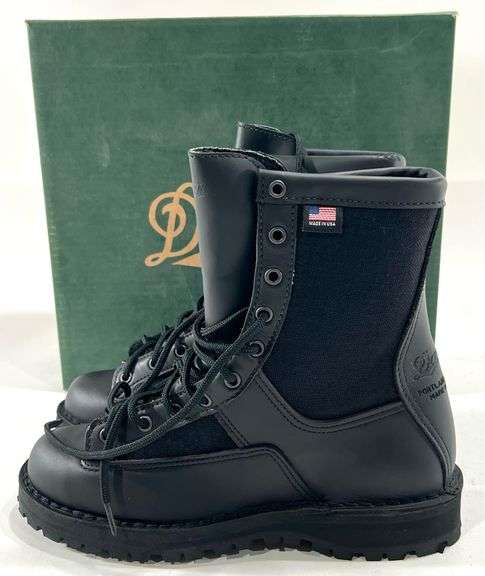 New Women’s 8.5 Danner Acadia Gore-Tex Recraftable Berry Compliant ...