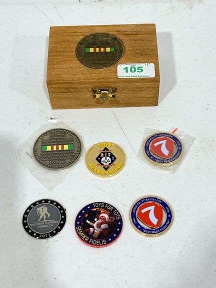 US Marines Golf Company Box & Medallions/Coins