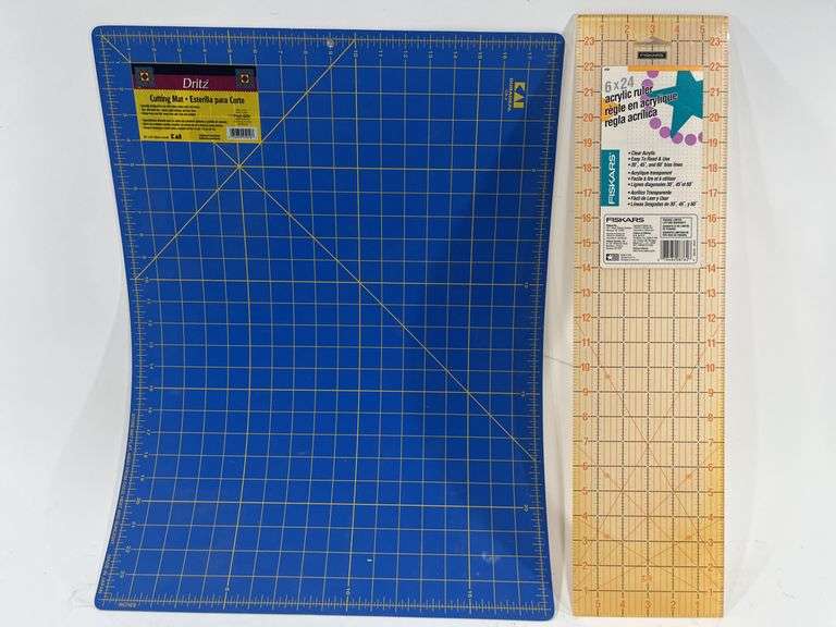 Table Mat With Ruler (2) New Craft Tools: Cutting Mat & Acrylic Ruler - Black And Gold Auctions