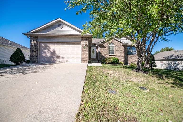 3813 Koala Dr Columbia, MO 65202