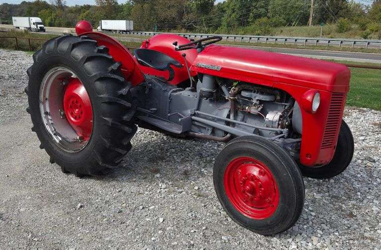 Massey Ferguson 30 Tractor