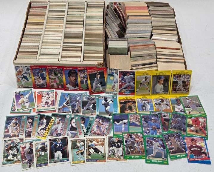 Large Baseball Collection Large Collection of Baseball Cards - Black And Gold Auctions