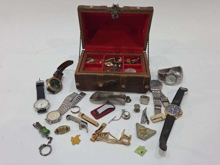 Treasure Chest Pin Treasure Chest Full of Costume Jewelry: Mens Watches, Pins, Rings ...