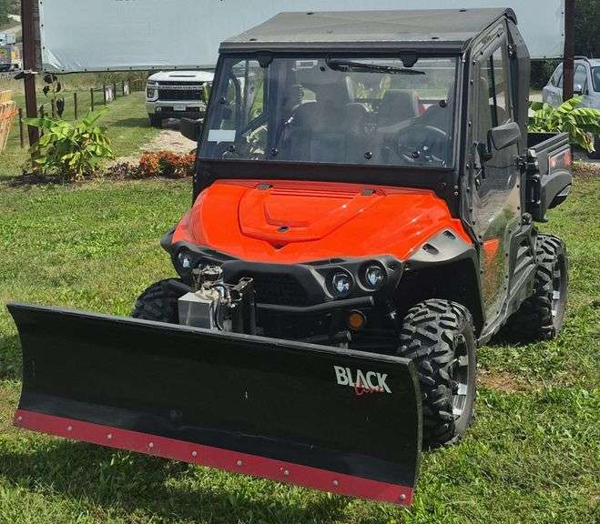 2017 Intimidator DX4 UTV W/ Electric/Hydro Snow Plow - LIKE NEW!