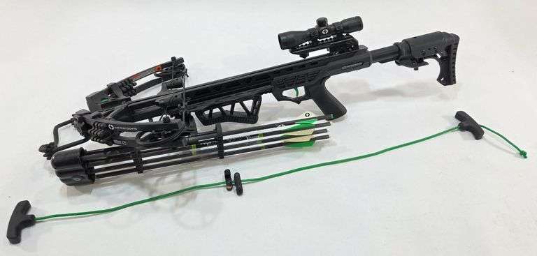 Centerpoint Amped Crossbow w 4x32 Scope and Bolts