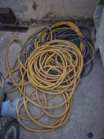 Heavy-Duty Outdoor-Rated Contractor Extension Cords