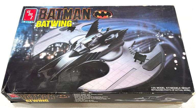 New AMT ERTL Batman Batwing 1/25 Model Kit #6970 - Black And Gold Auctions