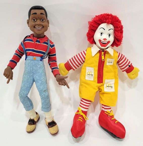 (2) VTG Dolls: Ronald Mcdonald & Steve Urkel - Black And Gold Auctions