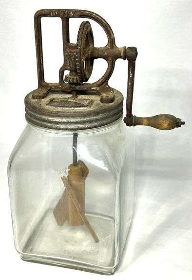 Dazey Churn Top on 4 QT. Glass Base