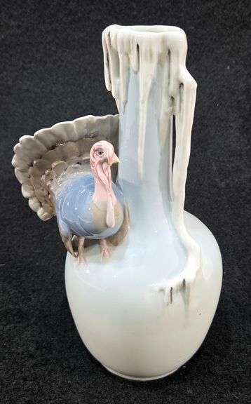 Antique Metzler & Ortloff Germany porcelain vase w/ Turkey