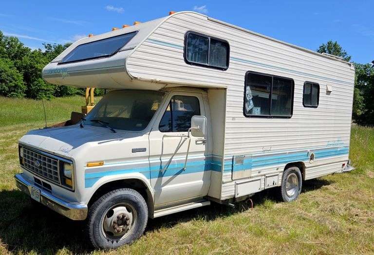 Jamboree Searcher by Fleetwood