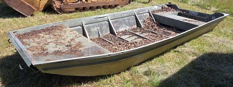 16 ft Aluminum Polar Kraft - Flat Bottom John Boat