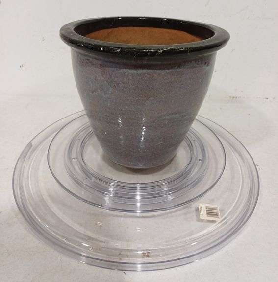 Ceramic Planter Pot & Spinning Plastic Pedestal