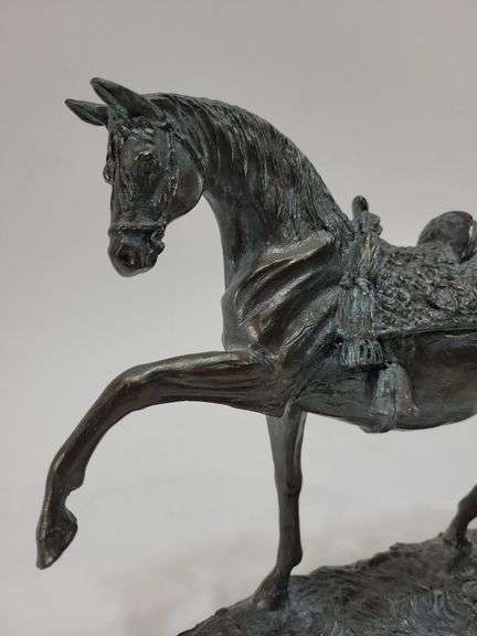 9.5" Horse w Saddle Statue