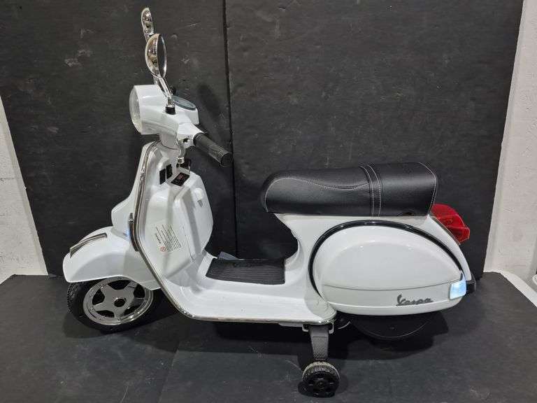 Vespa PX 150 Children's Scooter