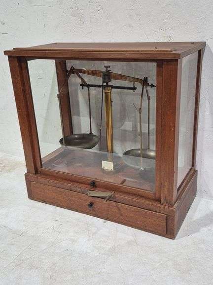 ANTIQUE Griffin & Tatlock Analytical Balance Scale