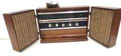 1960's VTG General Electric T1040A Portable AM/FM stereo Receiver