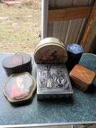 Vintage tins and decor