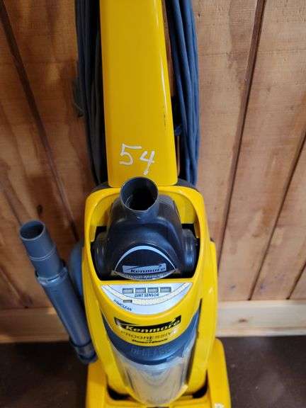 Vacuum Cleaner. Works