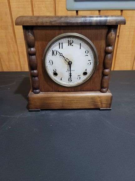 Mantel Clock