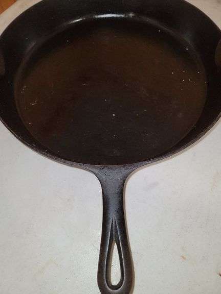 #14 Griswold Cast Iron Skillet