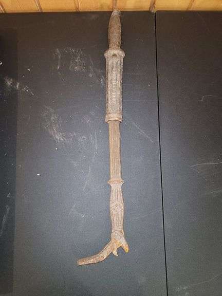 Antique fence stretcher