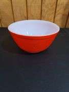 Pyrex bowls and glassware
