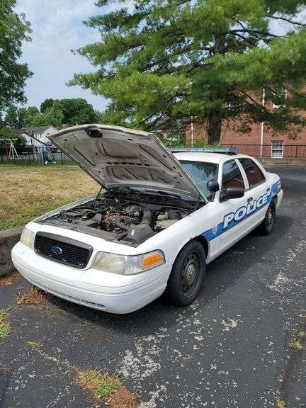Crown Victoria Police Cruiser