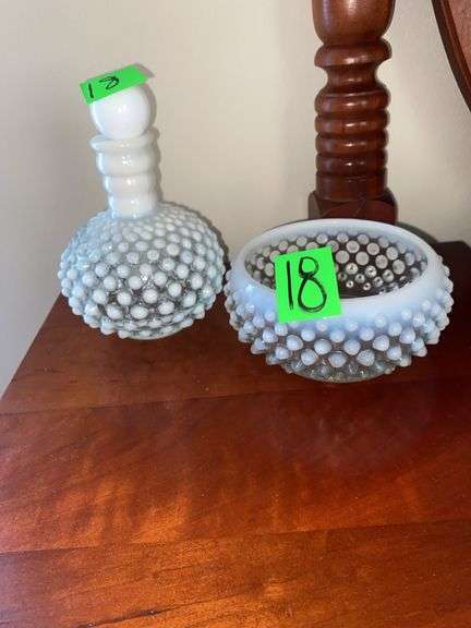 Vtg Fenton Opalescent Hobnail Moonstone Perfume Bottle & powder dish (no lid).