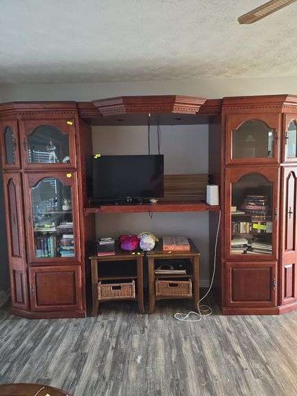 Extendable Entertainment Center - (contents not included)