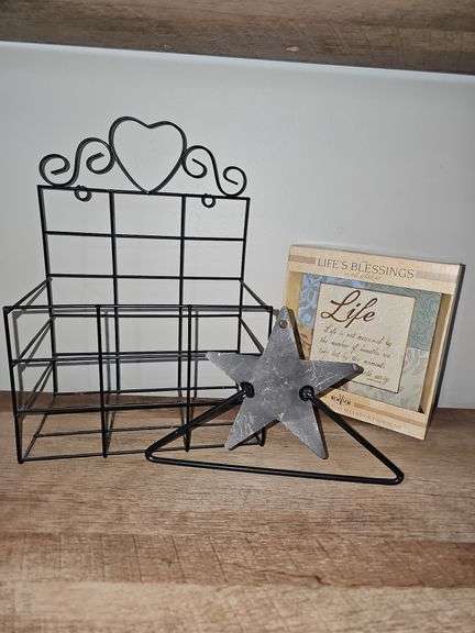 Home Decor & Life Plaque
