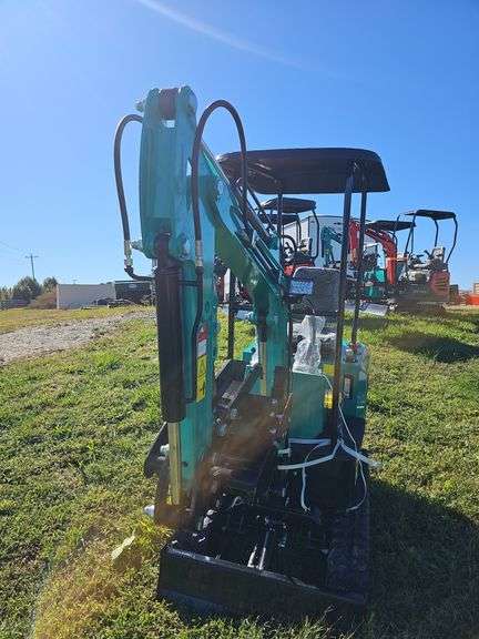 CFG Industrial MH12R Mini Excavator