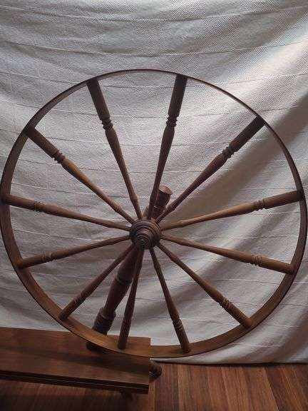Wooden Spinning Wheel