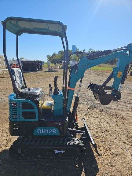 CFG Industrial QH12R Mini Excavator