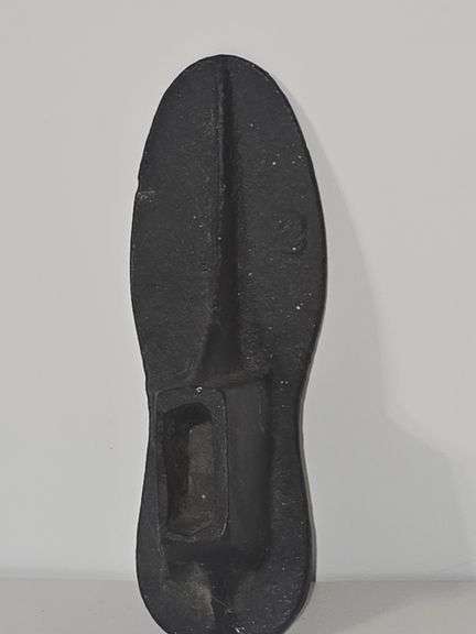 Antique cast iron cobbler's shoes