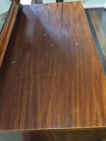 Grand Rapids Sligh Furniture Co Mahogany Chest of Drawers