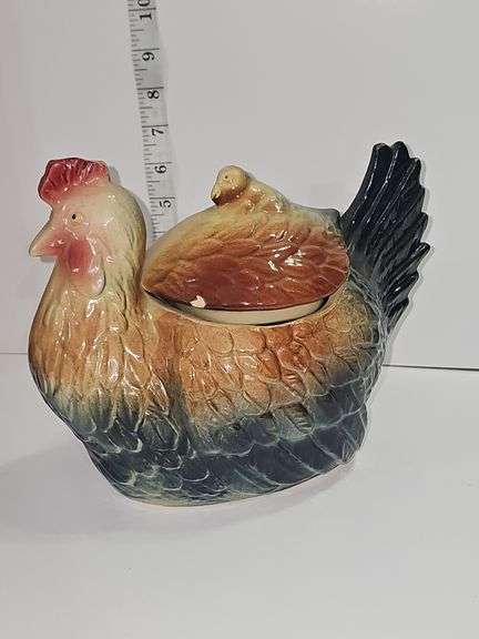 Vintage chicken cookie jar