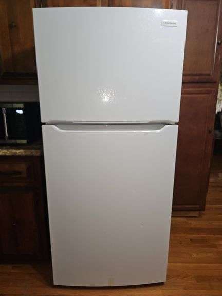 Frigidaire refrigerator