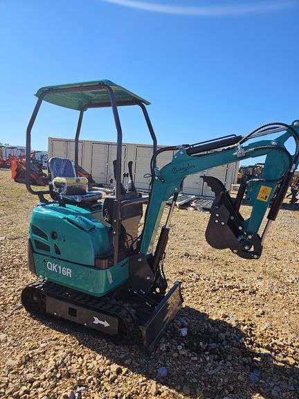 CFG Industrial QK16R Mini Excavator