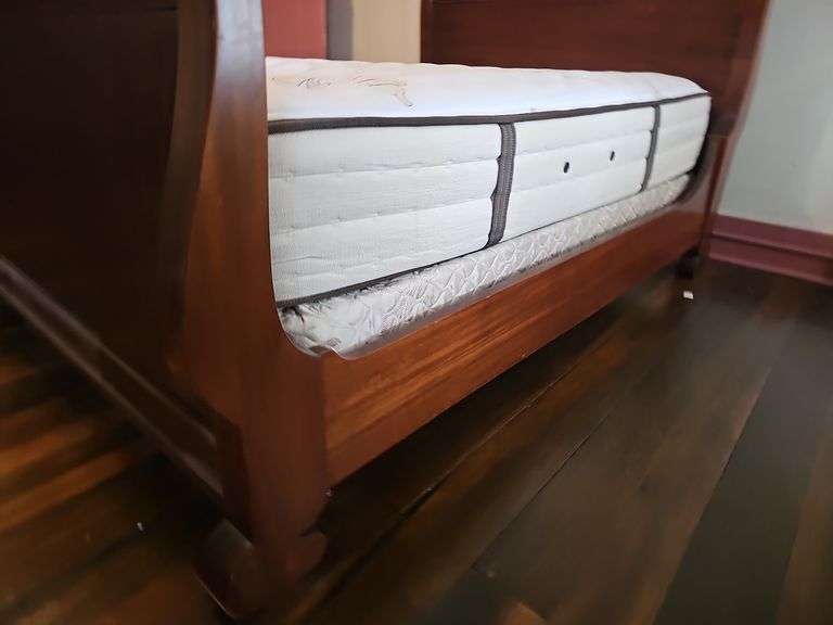 Full Size Mahogany Sleigh Bed
